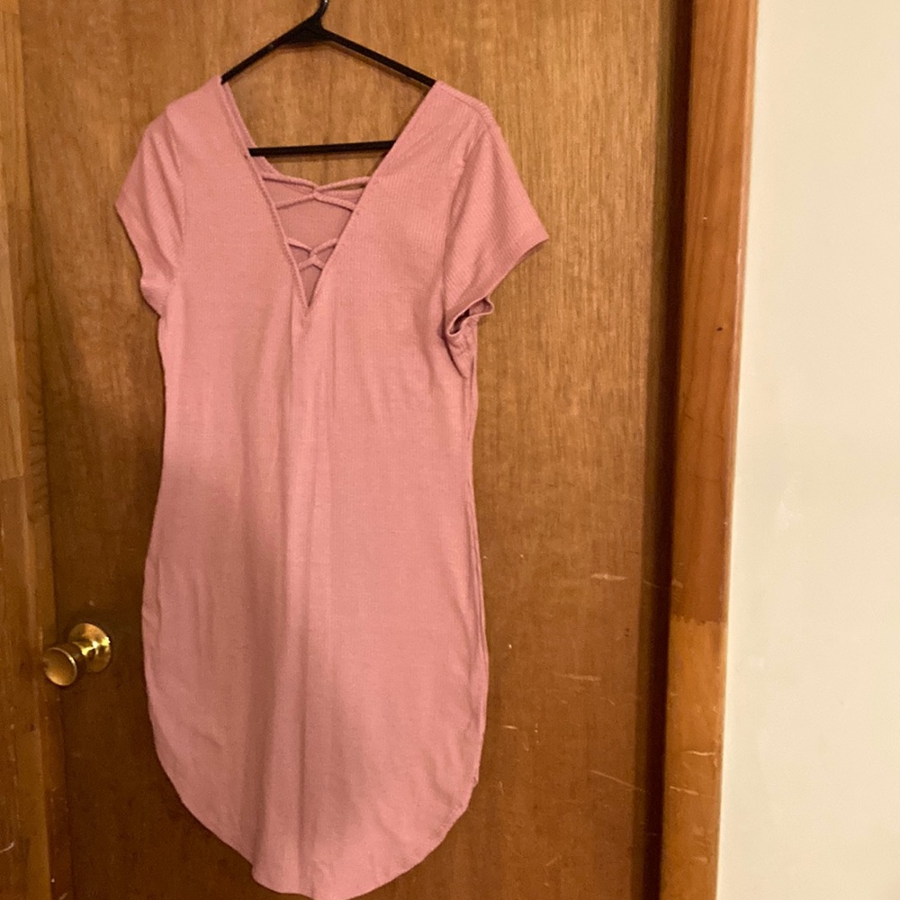Try this, XL, mauve color. Ribbed material lt wt. short sleeves. So cute!